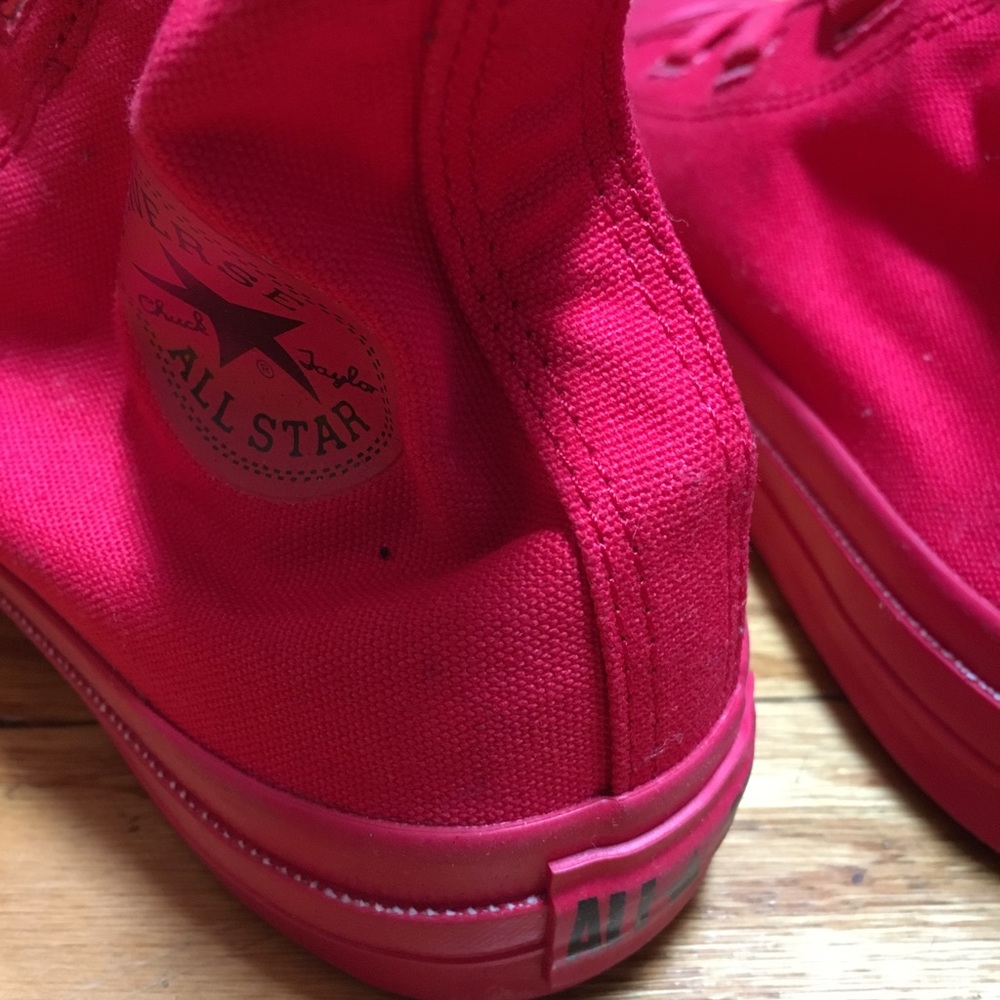 Rare JP Redrum Chuck Taylors size 8. Laceless. - Picture 4 of 5